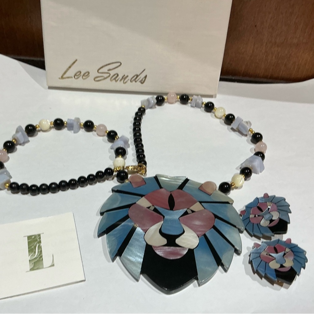 Vintage Lee Sands Lion Necklace and Earring Set